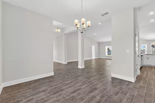 37028 Hidden View, Dade City, FL 33523 - Photo 11