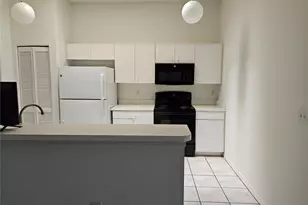 2405 New Haven Cir, Sun City Center, FL 33573 - Photo 5