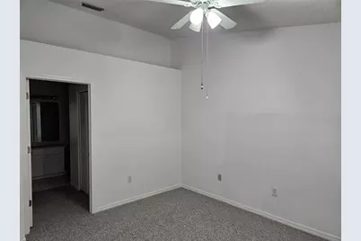 2405 New Haven Circle, Sun City Center, FL 33573 - Photo 15