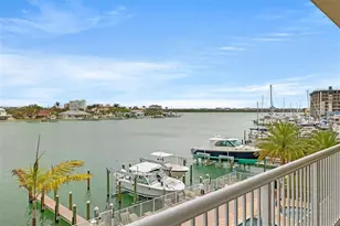 706 Bayway Blvd, Clearwater Beach, FL 33767 - Photo 33