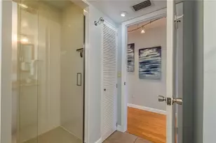 2815 45th St S, Gulfport, FL 33711 - Photo 27