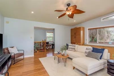 2815 45th Street S, Gulfport, FL 33711 - Photo 9