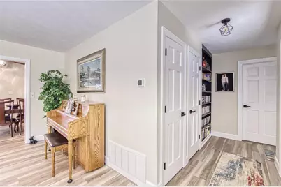 207 Glendale Drive, Brandon, FL 33511 - Photo 9