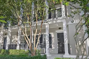 195 Newbury Pl N, Saint Petersburg, FL 33716 - Photo 1