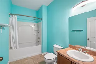 6208 Cherry Blossom Trail, Gibsonton, FL 33534 - Photo 17