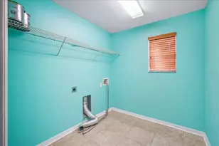 6208 Cherry Blossom Trail, Gibsonton, FL 33534 - Photo 29