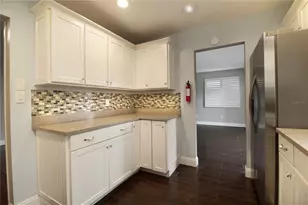 6080 80th St N, Saint Petersburg, FL 33709 - Photo 17