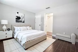 6080 80th St N, Saint Petersburg, FL 33709 - Photo 23