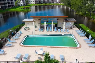 6080 80th St N, Saint Petersburg, FL 33709 - Photo 29