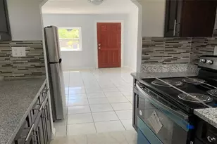 1426 E Holland Ave, Tampa, FL 33612 - Photo 13