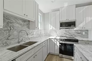 3161 Emerson Ave S, Saint Petersburg, FL 33712 - Photo 3