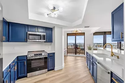 5950 Pelican Bay Plaza S #PH - 2D, Gulfport, FL 33707 - Photo 15