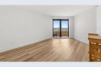 5950 Pelican Bay Plaza S #PH - 2D, Gulfport, FL 33707 - Photo 17