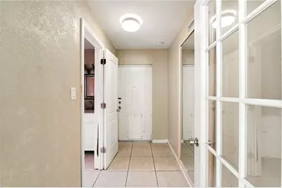 4802 N Mendenhall Drive, Tampa, FL 33603 - Photo 15