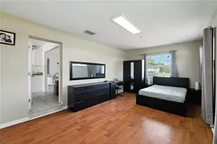 4802 N Mendenhall Dr, Tampa, FL 33603 - Photo 11