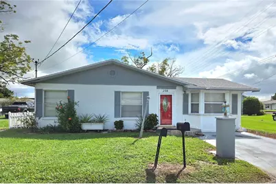 208 SW 3rd Avenue, Mulberry, FL 33860 - Photo 1