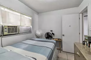 9318 N 11th St, Tampa, FL 33612 - Photo 25