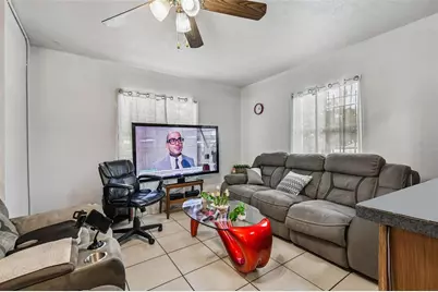 9318 N 11th Street, Tampa, FL 33612 - Photo 15