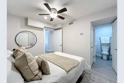 250 Rosery Road NW #202, Largo, FL 33770 - Photo 13