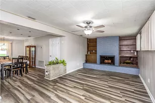 310 Terrace Dr, Brandon, FL 33510 - Photo 9