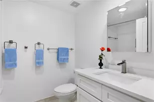 4993 Bacopa Ln S, Saint Petersburg, FL 33715 - Photo 23