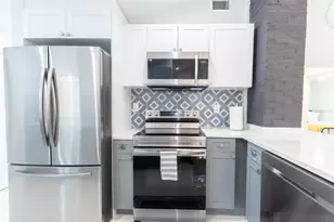 818 W Plymouth St, Tampa, FL 33603 - Photo 9