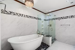 175 1st St S, Saint Petersburg, FL 33701 - Photo 27