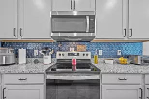 11295 Timber Grv Ln, Brooksville, FL 34613 - Photo 9