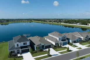 11828 Mile Marsh Dr, Riverview, FL 33569 - Photo 9