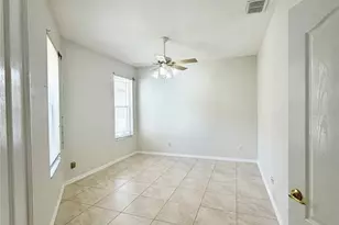 30533 Lettingwell Cir, Wesley Chapel, FL 33543 - Photo 13