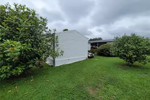 7128 El Torro St, Zephyrhills, FL 33541 - Photo 3