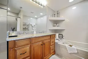 2035 28th St S, Saint Petersburg, FL 33712 - Photo 29
