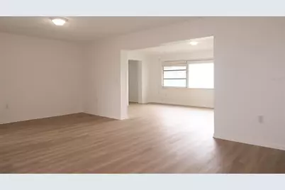 604 Ojai Avenue, Sun City Center, FL 33573 - Photo 13