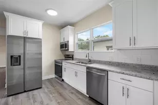 1739 19th Ave S, Saint Petersburg, FL 33712 - Photo 15