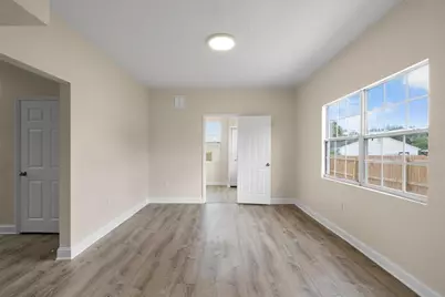 1739 19th Avenue S, Saint Petersburg, FL 33712 - Photo 13