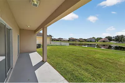 609 Tanana Fall Drive, Ruskin, FL 33570 - Photo 9