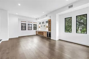 409 E Oak Ave, Tampa, FL 33602 - Photo 5