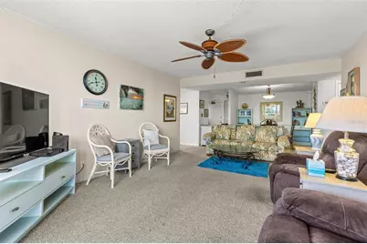 1 Key Capri #104E, Treasure Island, FL 33706 - Photo 15