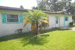 37718 McMinn Ave, Dade City, FL 33525 - Photo 1