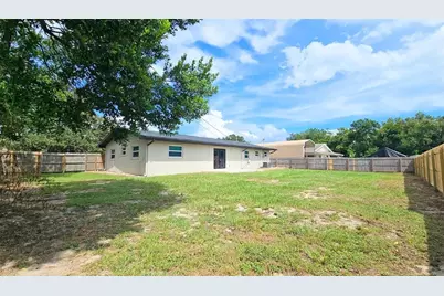 5551 Fairway Drive, Ridge Manor, FL 33523 - Photo 35