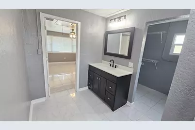 5551 Fairway Drive, Ridge Manor, FL 33523 - Photo 15