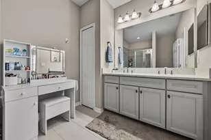 29934 Southwell Ln, Wesley Chapel, FL 33543 - Photo 41