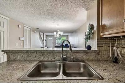 2124 Fletchers Point Circle, Tampa, FL 33613 - Photo 19