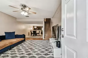 2124 Fletchers Point Cir, Tampa, FL 33613 - Photo 5