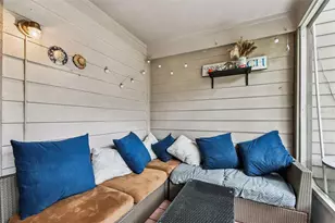 2124 Fletchers Point Cir, Tampa, FL 33613 - Photo 23