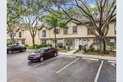 2124 Fletchers Point Circle, Tampa, FL 33613 - Photo 49