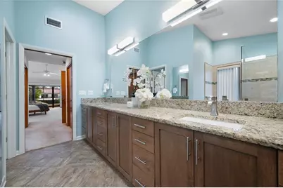 9807 Compass Point Way, Tampa, FL 33615 - Photo 33