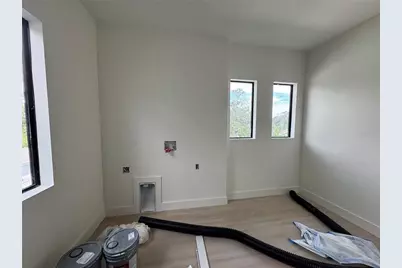 4316 Wallace Circle, Tampa, FL 33611 - Photo 19