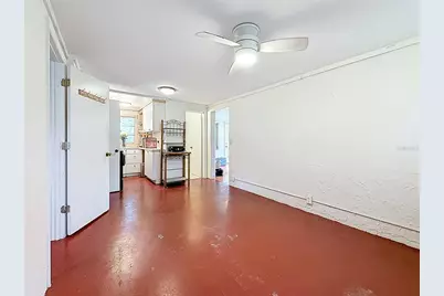 4900 Harding Road N, Saint Petersburg, FL 33709 - Photo 9