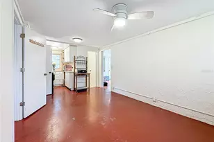 4900 Harding Rd N, Saint Petersburg, FL 33709 - Photo 9